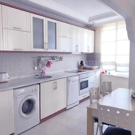 Toros 5 Apartments 2+1, European Residential 아파트